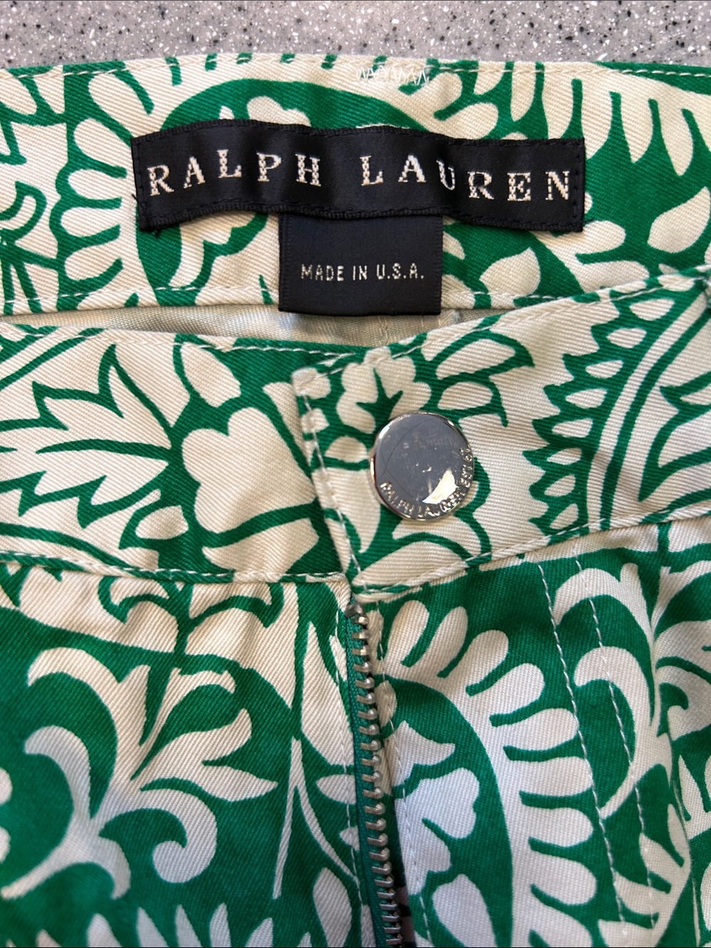 Ralph Lauren Sz 4 Green & Cream Floral Print 100% cotton pants with jeweled hem - Picture 2 of 4